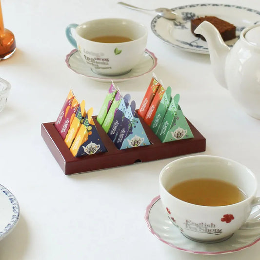 Coffret 12 Pyramides Bio – Thés & Infusions Fruités et Épicés
